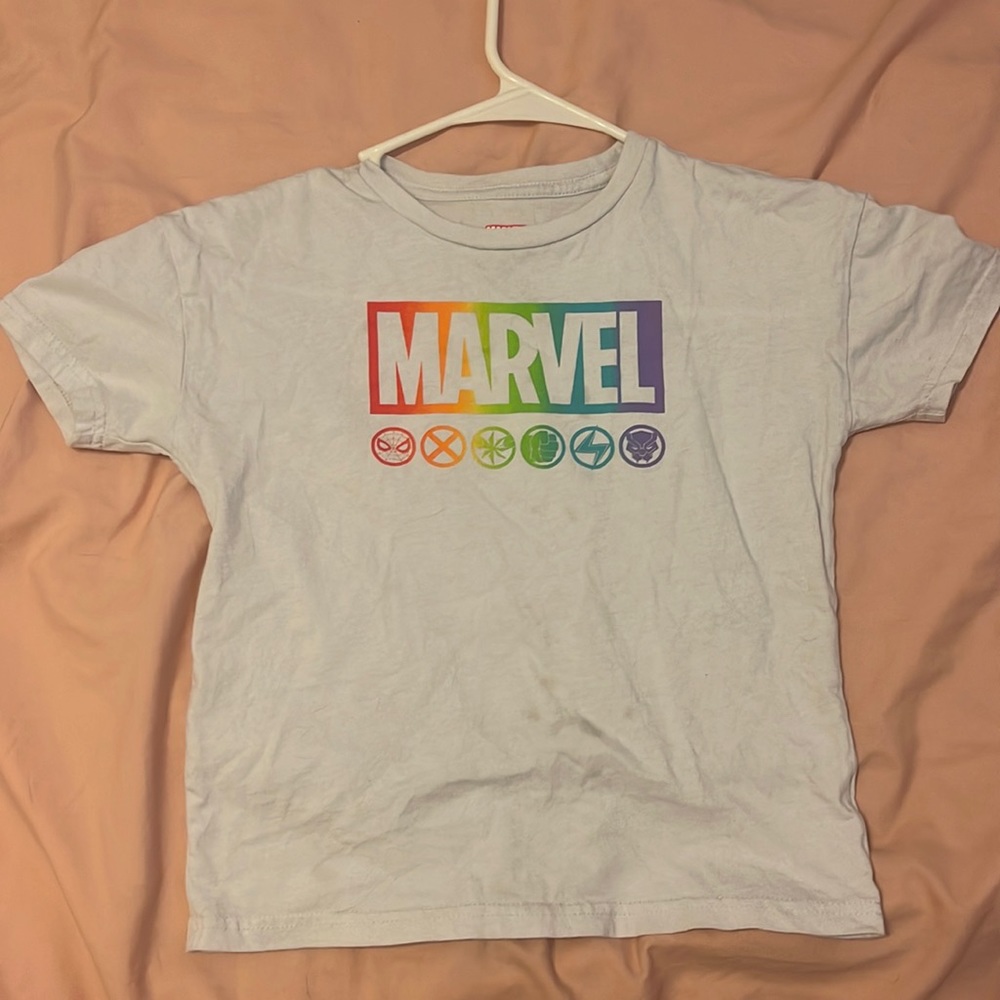 Brand marvel size small white